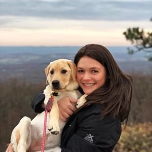 Meet your Posher, Emily